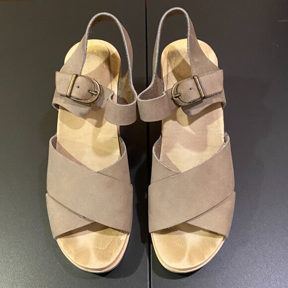 Suede Clog Sandals - Alaska Gray - Picture 2 of 4